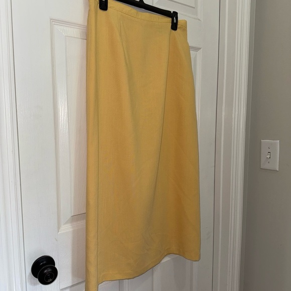 Sag Harbor Yellow Pencil Midi Skirt for Work - Picture 4 of 9